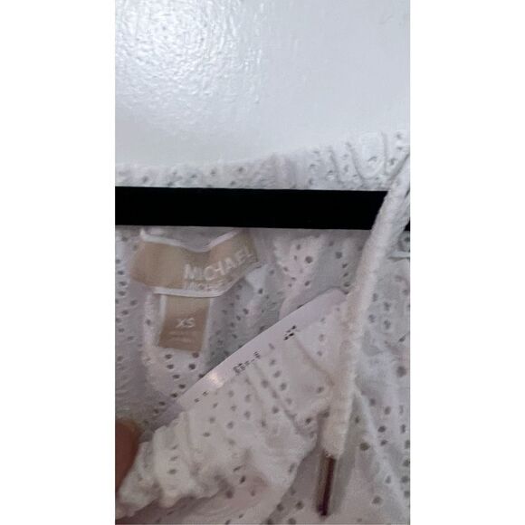 MICHAEL KORS WHITE EYELET SHORT SLEEVE BLOUSE SZ XS NEW P1-22 - Picture 4 of 10